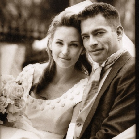 Harry Connick Jr and Jill Goodacre wedding picture.